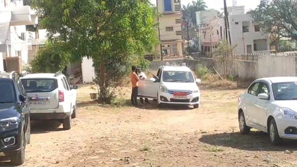 naidunia_image